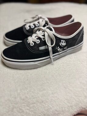 Vans Disney 100 Women’s 7.5